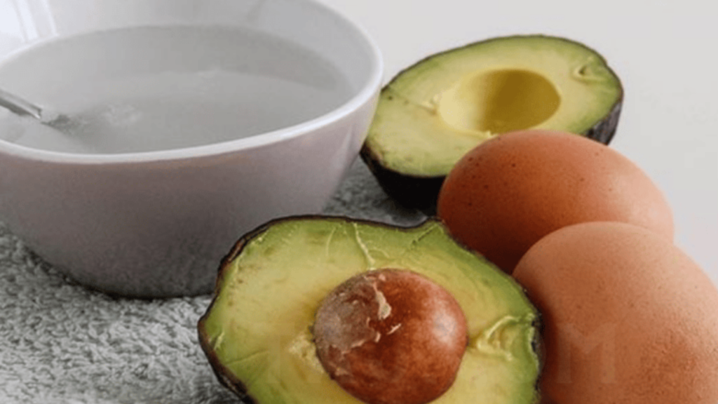 5 Hair Mask Recipes That Work for Every Curl Type