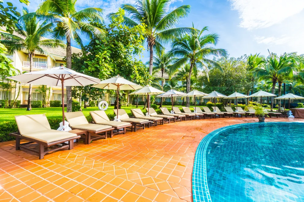 Aman Resorts and Banyan Tree – Boutique Luxury with Local Soul