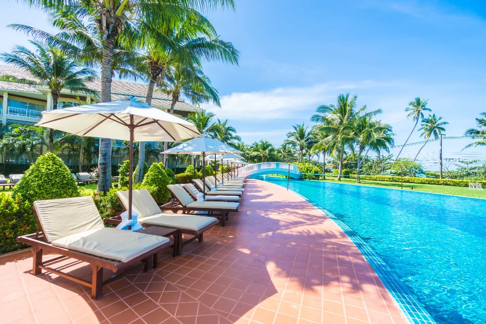 Why Travellers Choose These Best Resort Companies