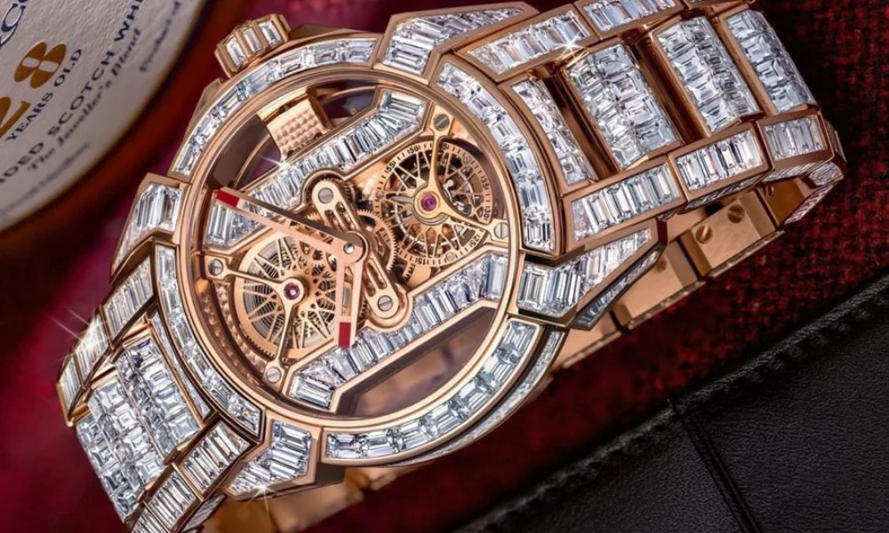 Luxurious rose gold watch