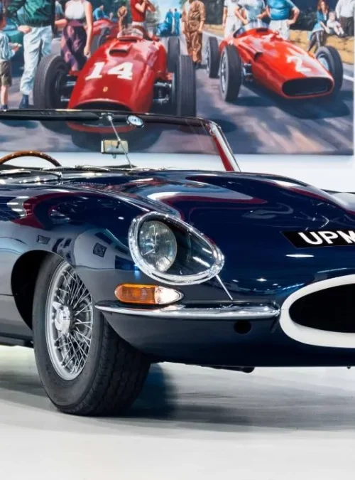 Investing in Classic Cars: A 2026 Guide to ROI, Auctions