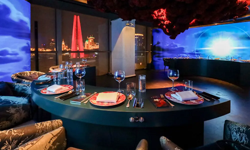 Mastering Sensory Architecture within the Luxury Dining Experience