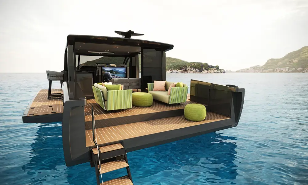 The 6-Meter Terrace on the Sea