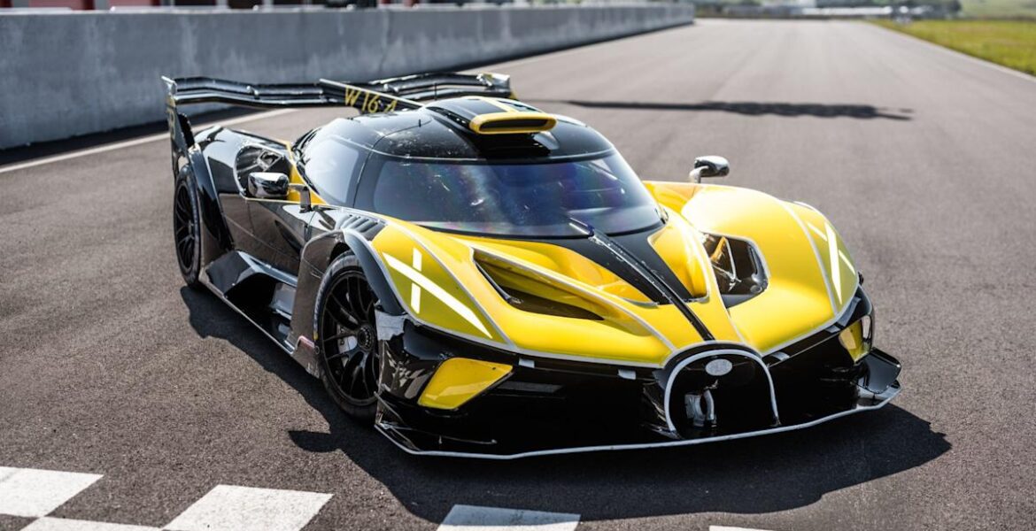 buggati service cost